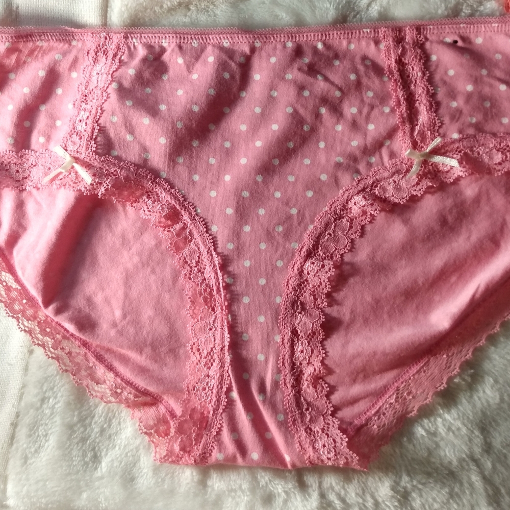 Panties - Picture 2 of 4